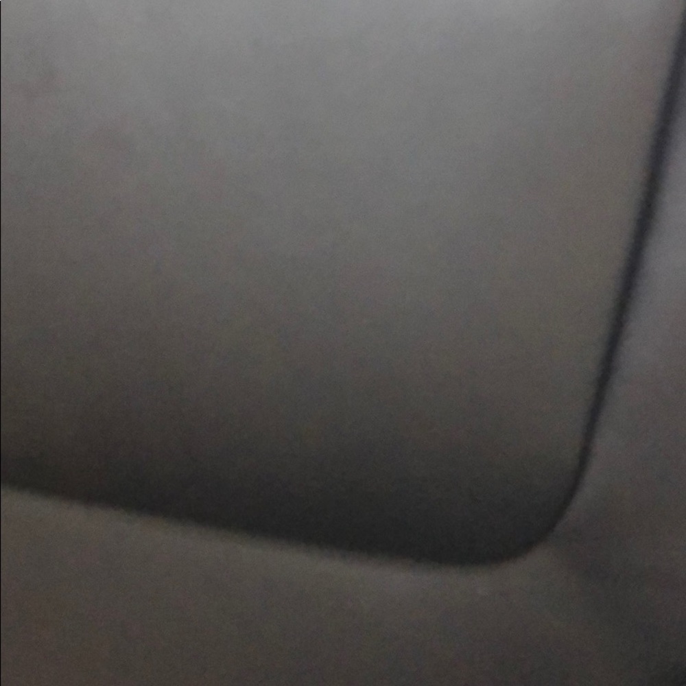 Meet your Posher, Domonique